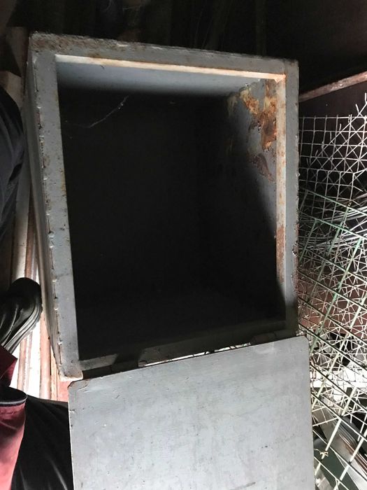 Сейф сталевий 45/40см  Залізний ящик