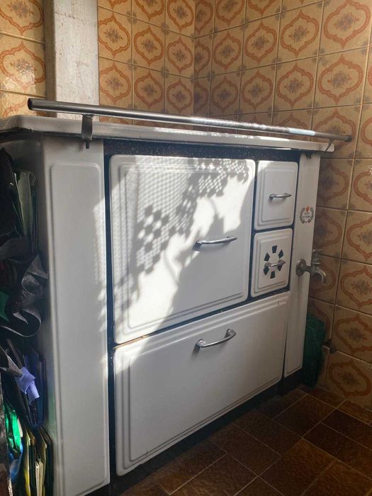 Fogão/Forno a Lenha em ótimo estado