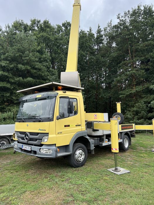 Wynajem podnośnik koszowy zwyżka przyłacza elektryczne  wycinka drzew