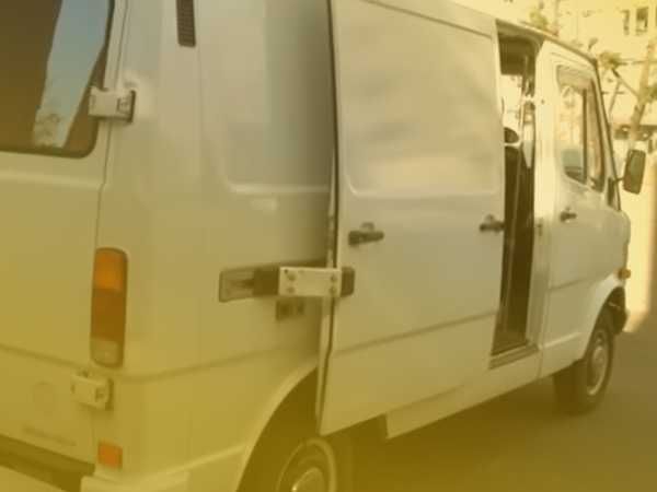 Грузоперевозки на личном грузовом микроавтобусе: аренда Мерседес 1,5т