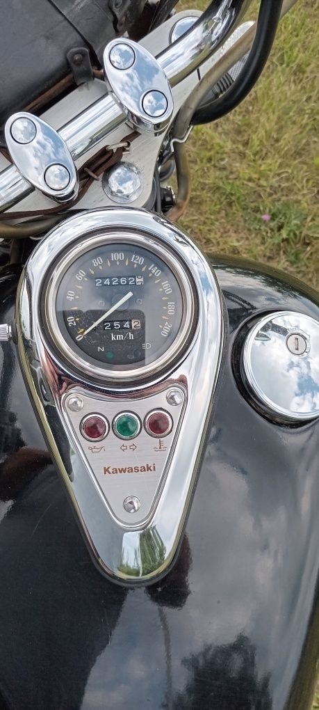 Продам мотоцикл Kawasaki VN800