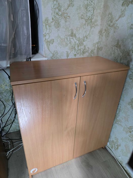 Комод під книги або дитячі речі