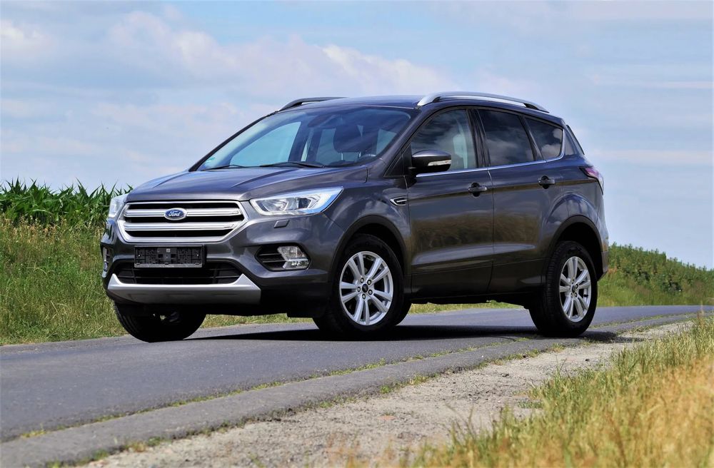 Ford Kuga piękna bezwypadk. nowy rozrząd NAWIGACJA KAMERA LED