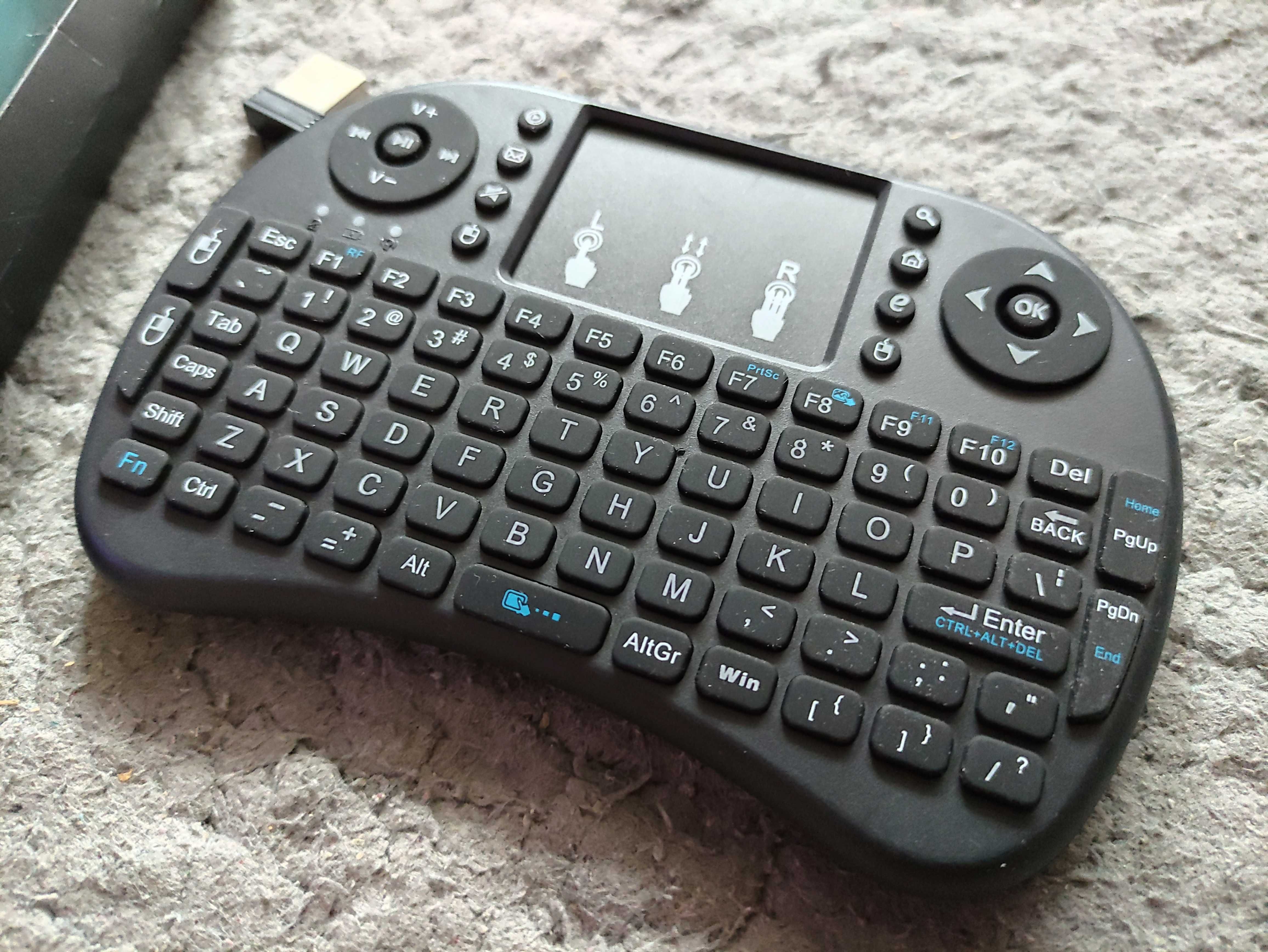 Мини-клавиатура KEYBOARD MWK08/i8Rii (беспроводная)