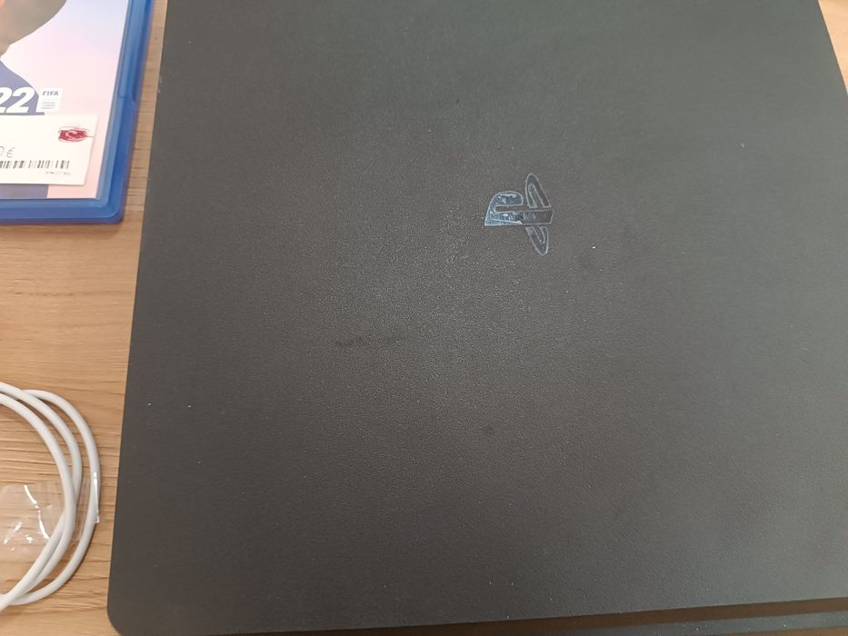 PS 4 1 console cabos um FIFA 2023