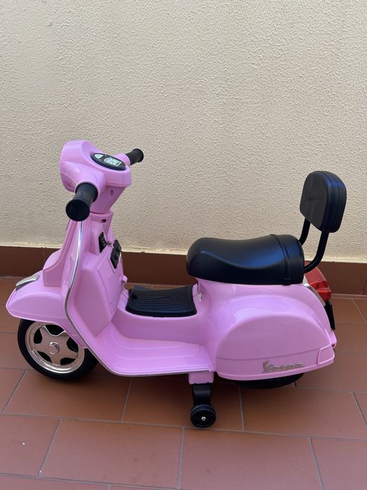 Mota vespa criança
