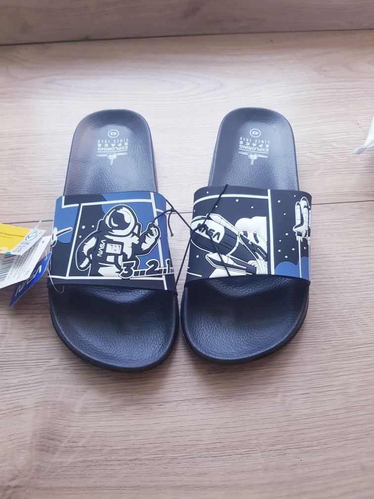 Nowe klapki meskie marki Nasa rozmiar 43.