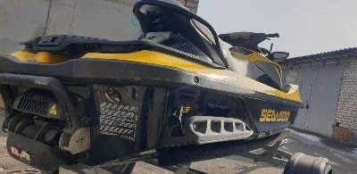 Гідроцикл BRP RXT