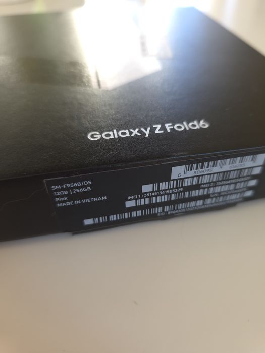 Galaxy Z Fold 6 Samusung telefon rozkładany różowy