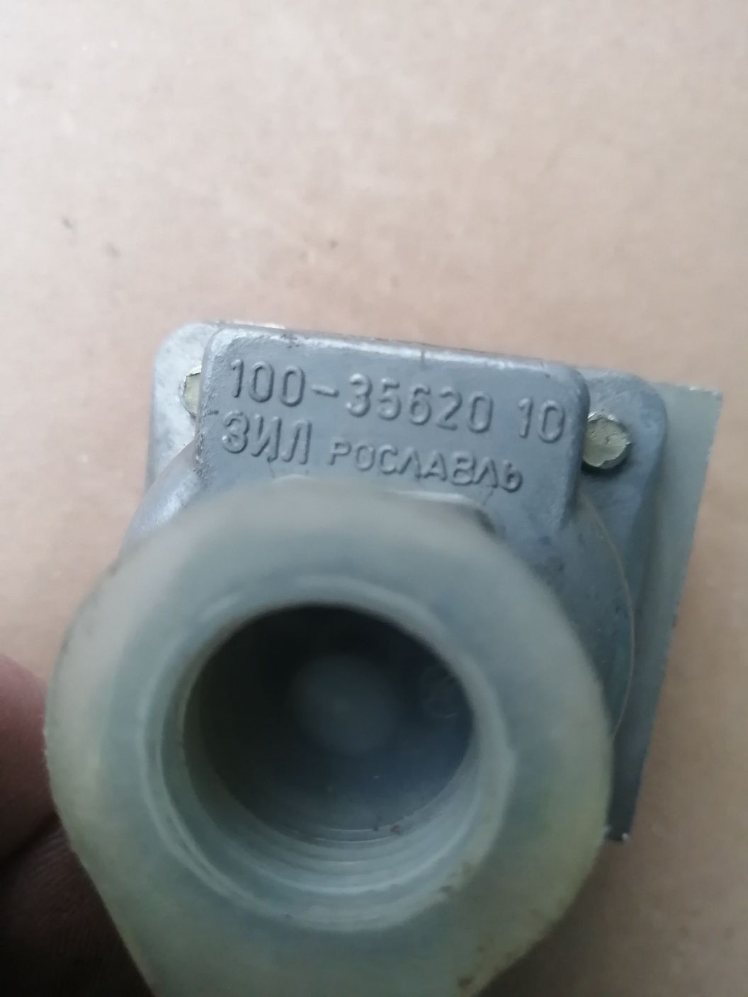 клапан 2-магистральных камаз, маз, зил, 100-3562030