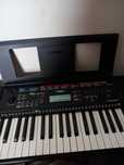 Teclado Yamaha - Como novo