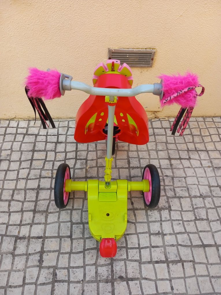 Brinquedos para crianças.