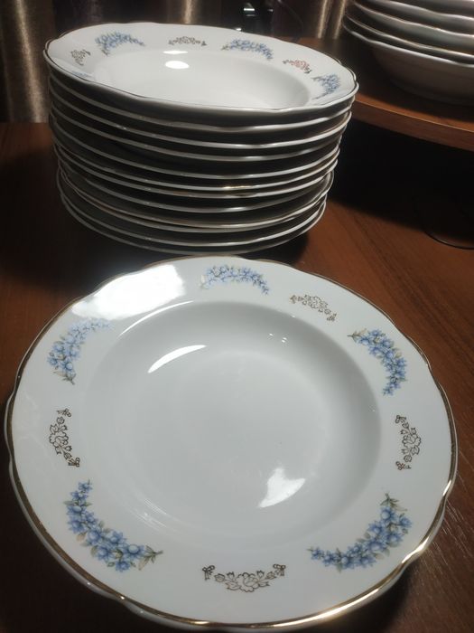 Тарелки мелкие и глубокие d=24см