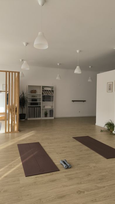 Partilho espaço para eventos, workshops/terapia grupo