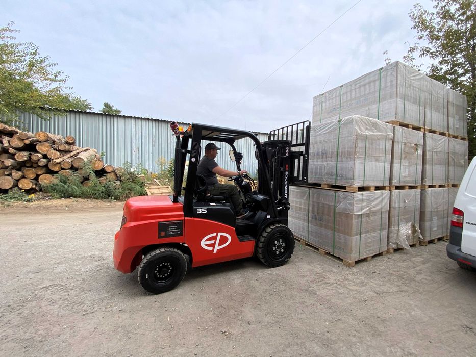 Новий газ-бензин навантажувач ЕР 35T8, 3.5т, 4.8м, двигун Nissan К25