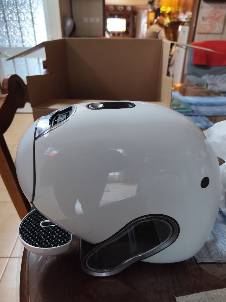 Máquina de café dolce Gusto Neo