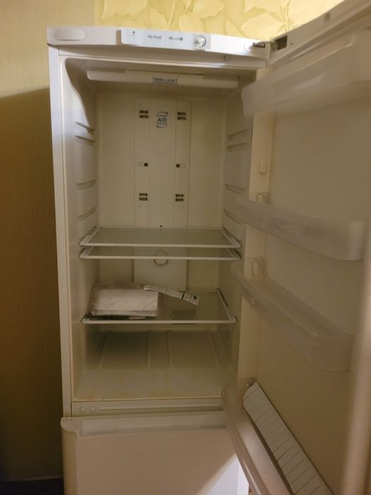 Холодильник indesit no frost