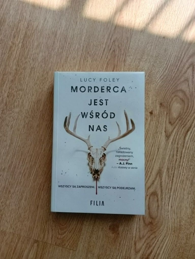 Lucy Foley Morderca jest wśród nas