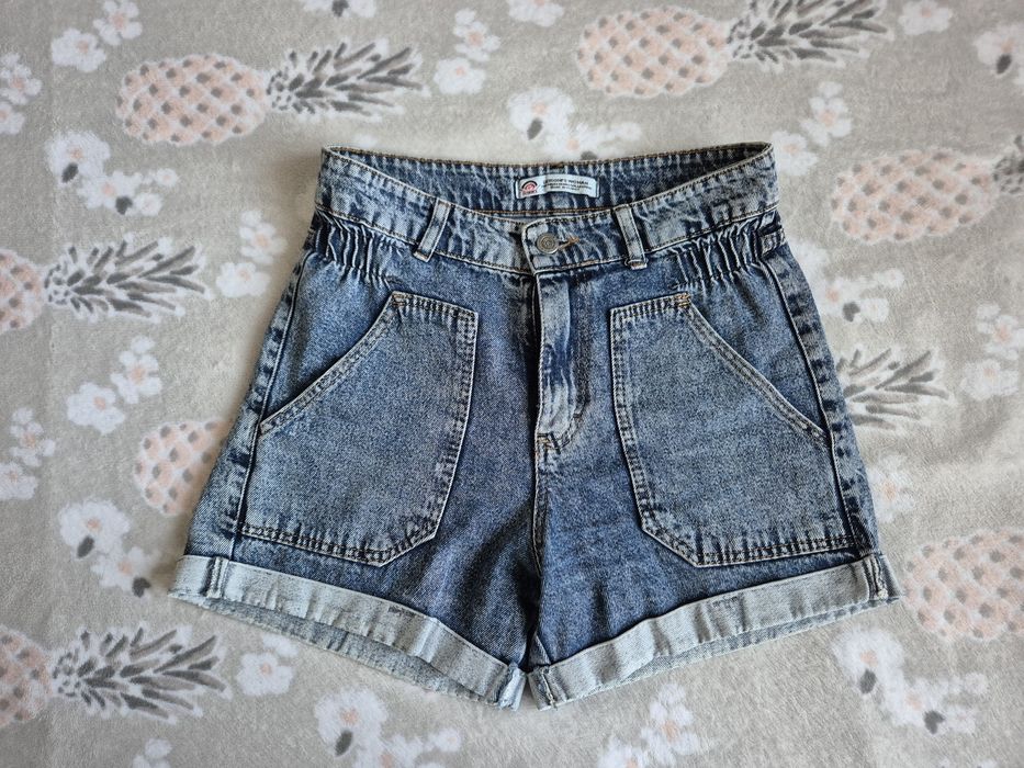 Джинсові шорти моми