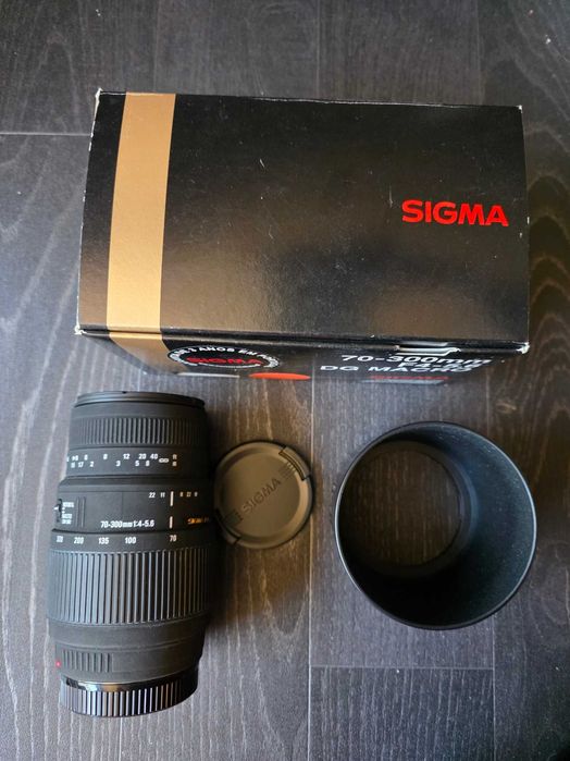 Sigma 70-300mm F4-5.6 DG Macro
