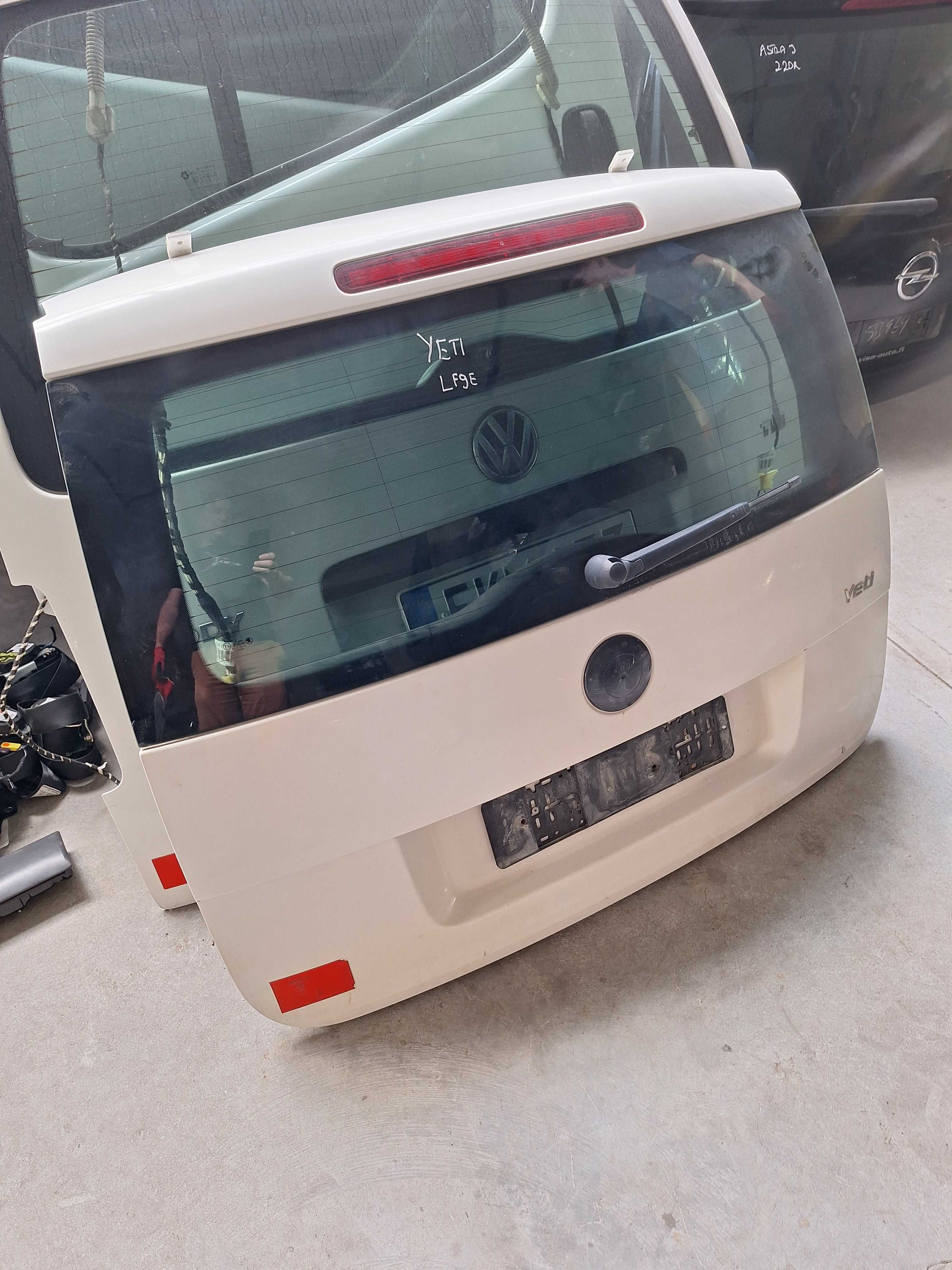 Klapa bagażnika skoda yeti 08-12r LF9E wysyłka