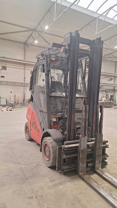 Wózek widłowy Linde H40T, z ważnym przeglądem technicznym, udźwig 4 t