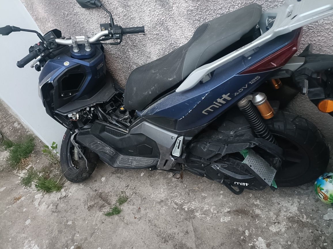 Mit 125 adv para peças acidentada