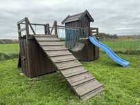 Domek dla dzieci - Plac zabaw
