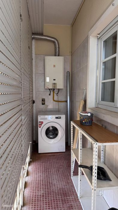 Quarto - localizado em Montes Claros Coimbra