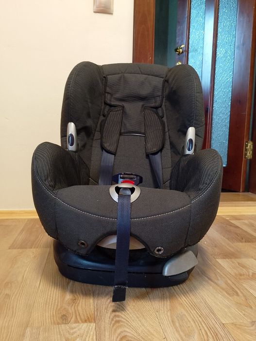 Автокрісло maxi cosi (максі козі)