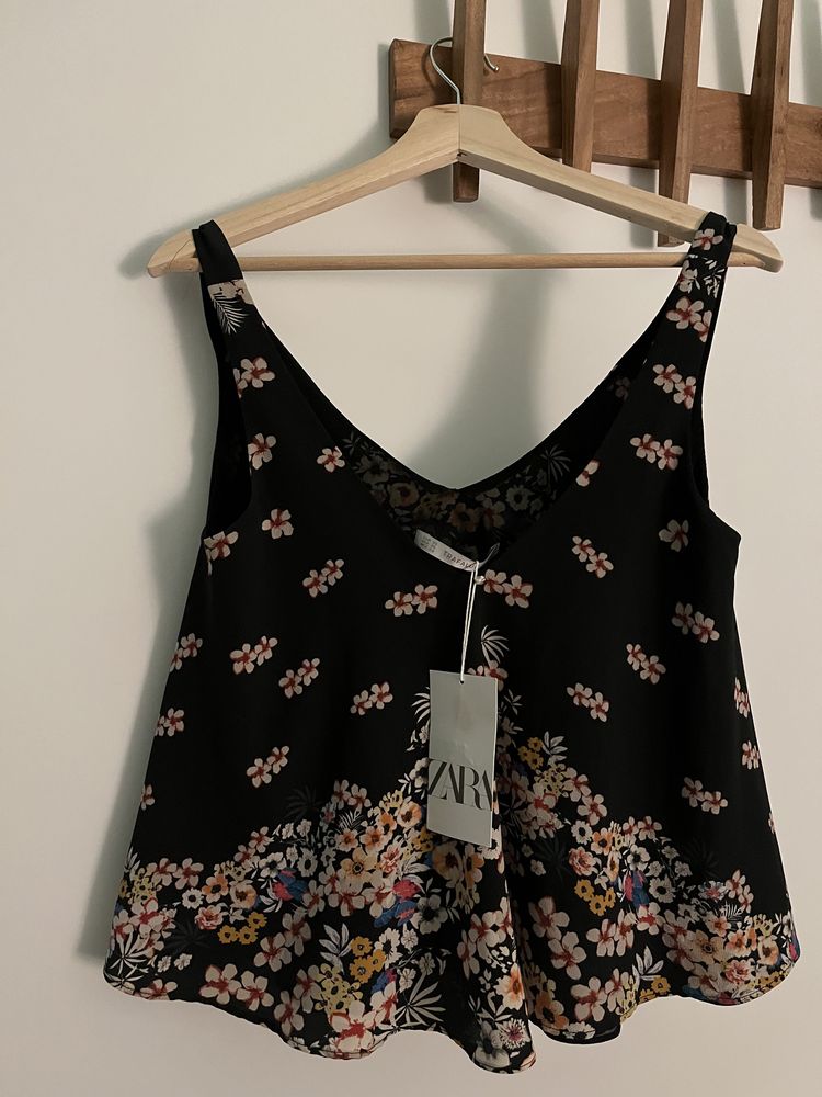 Brusa floral Zara - tamanho XS