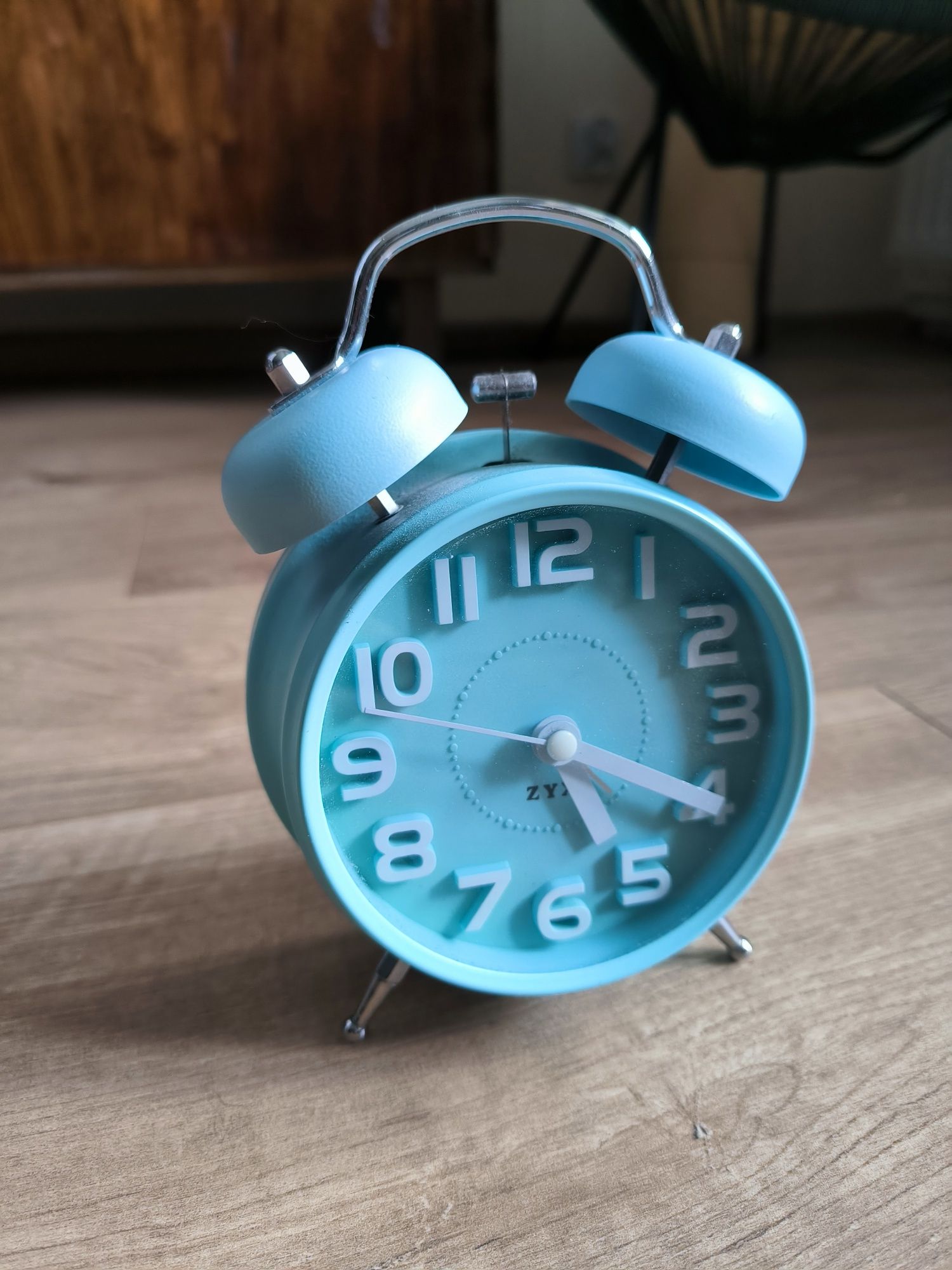 Zegar budzik niebieski alarm vintage na stolik nocny z alarmem dziecka