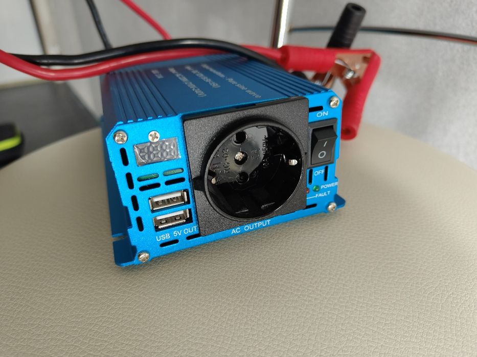 Інвертор 2.6кВт -  12в > 220в