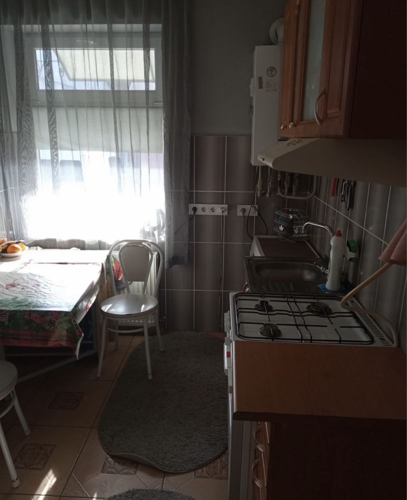 Оренда будинку з гаражем  3 кімнати на вул Одеська