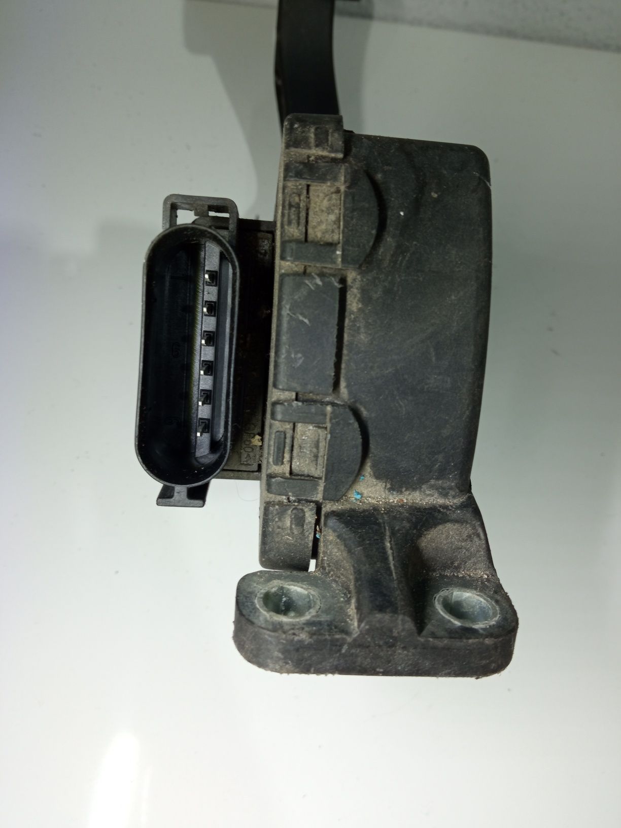 Pedal acelerador FORD Focus 1.6 TDCi 2008 a 2011