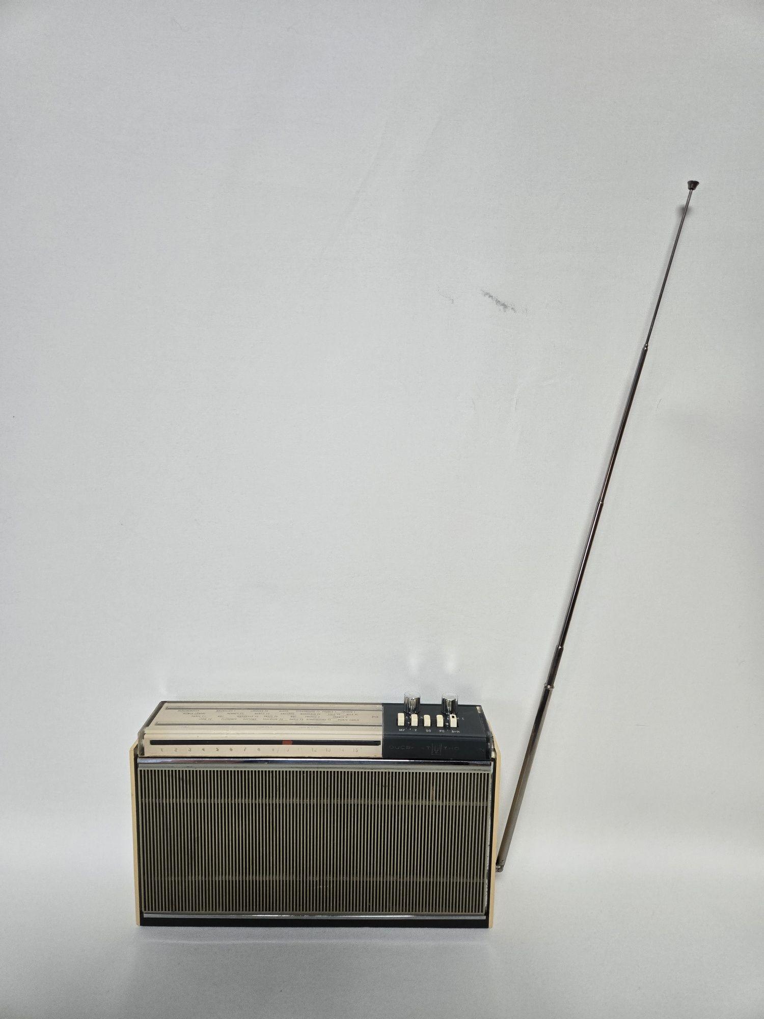 Rádio antigo reparado Ducretet-Thomson