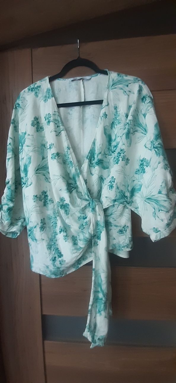 Kimono o kopertowym kroju Zara