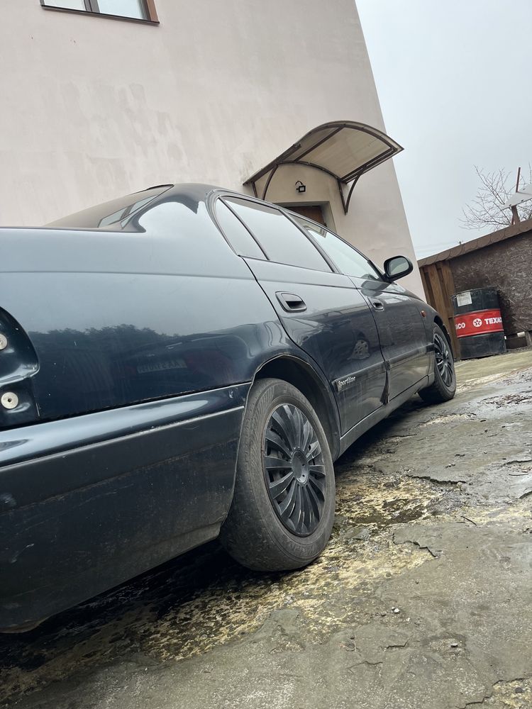 Toyota Carina друга в подарунок