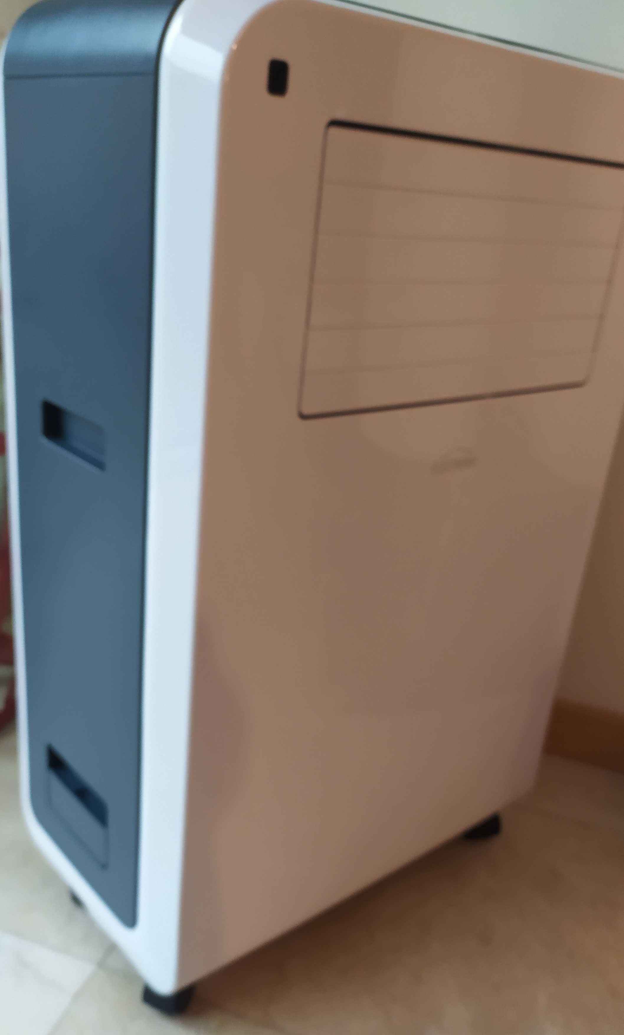 Vendo AR CONDICIONADO PORTÁTIL FGA-1069H