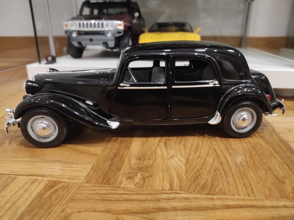 1/18 citroen 15 CV atracion Avant maisto carro coleção miniatura