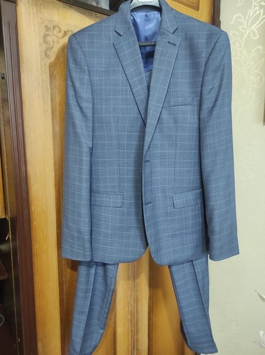 Костюм чоловічий