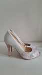 Buty damskie szpilki jasne Gamabut 38