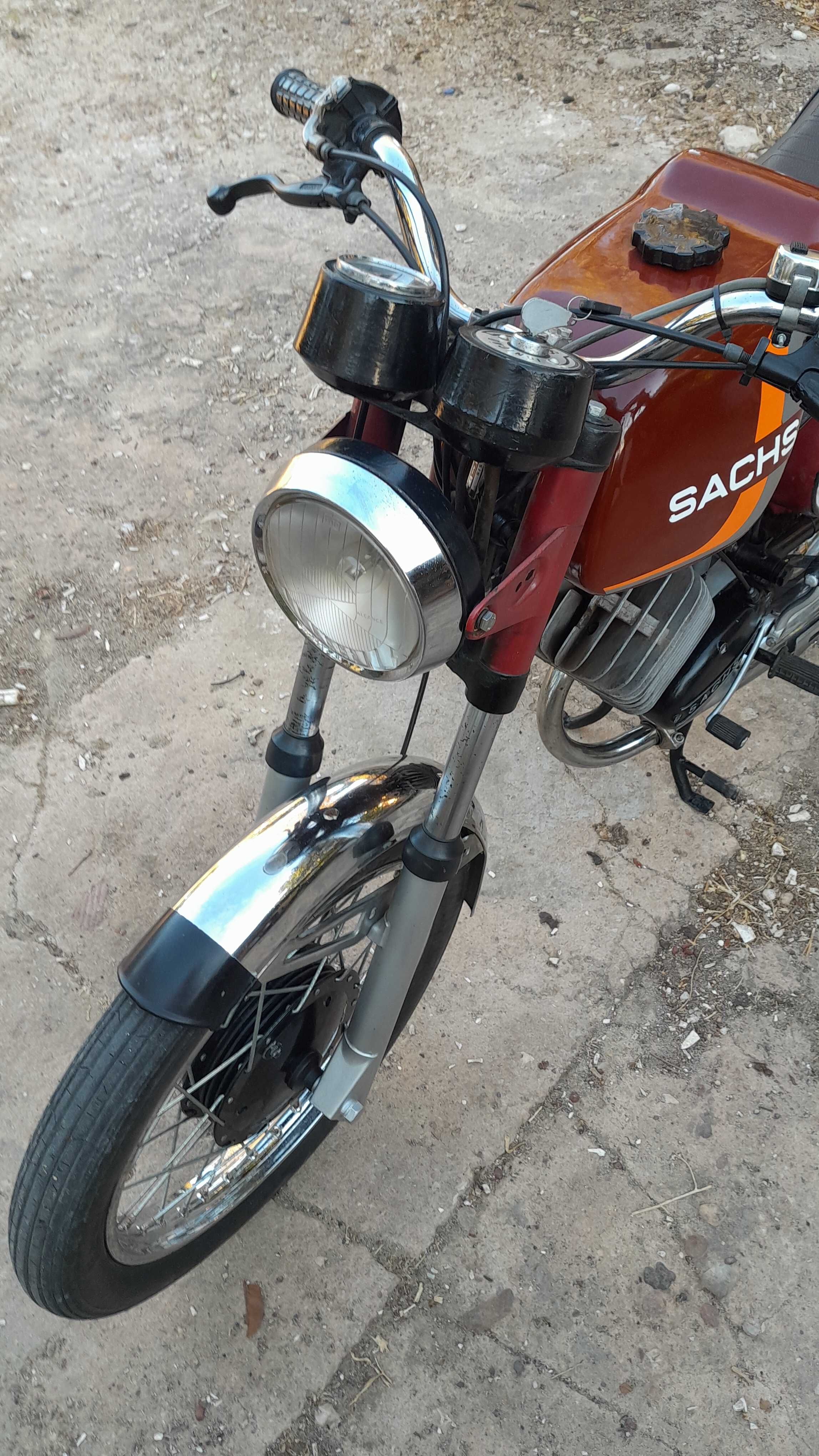 Vendo Sachs racing V5