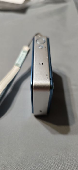 Sony Cyber-shot DSC-T2