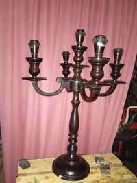 Candelabro de madeira