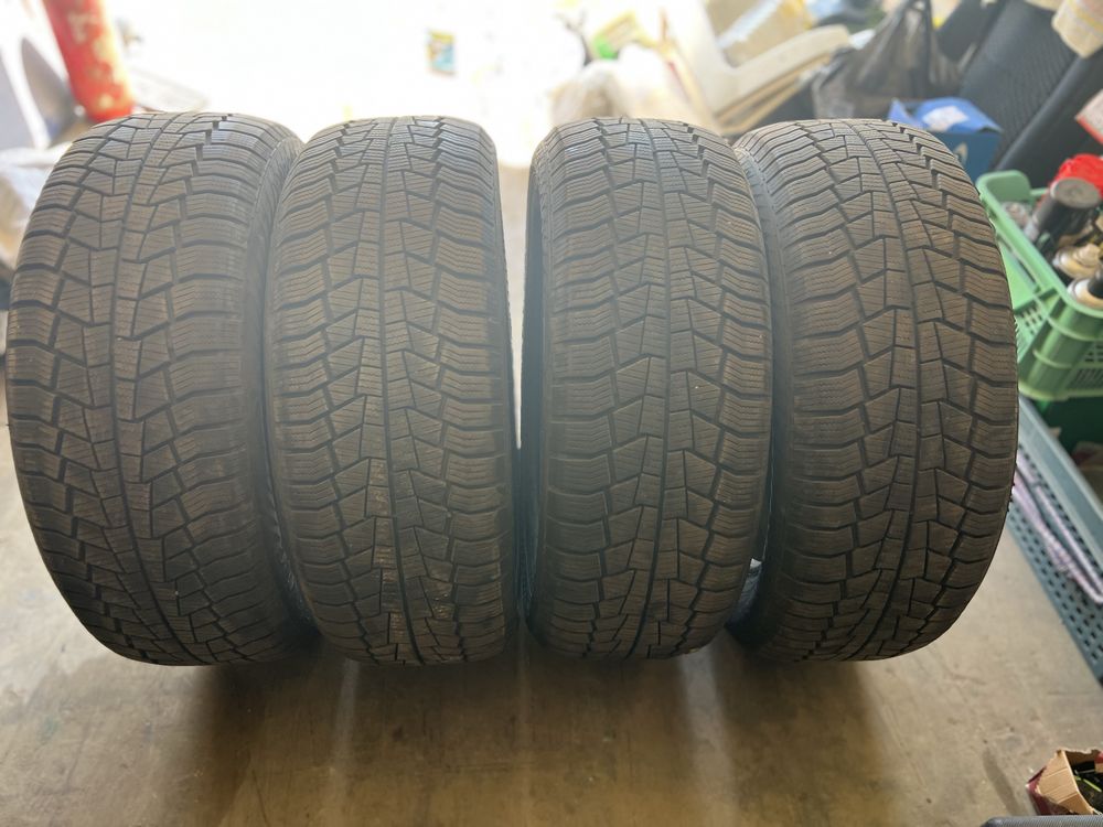 Шини 215/55/r17 зима Gislaved Euro Frost 6