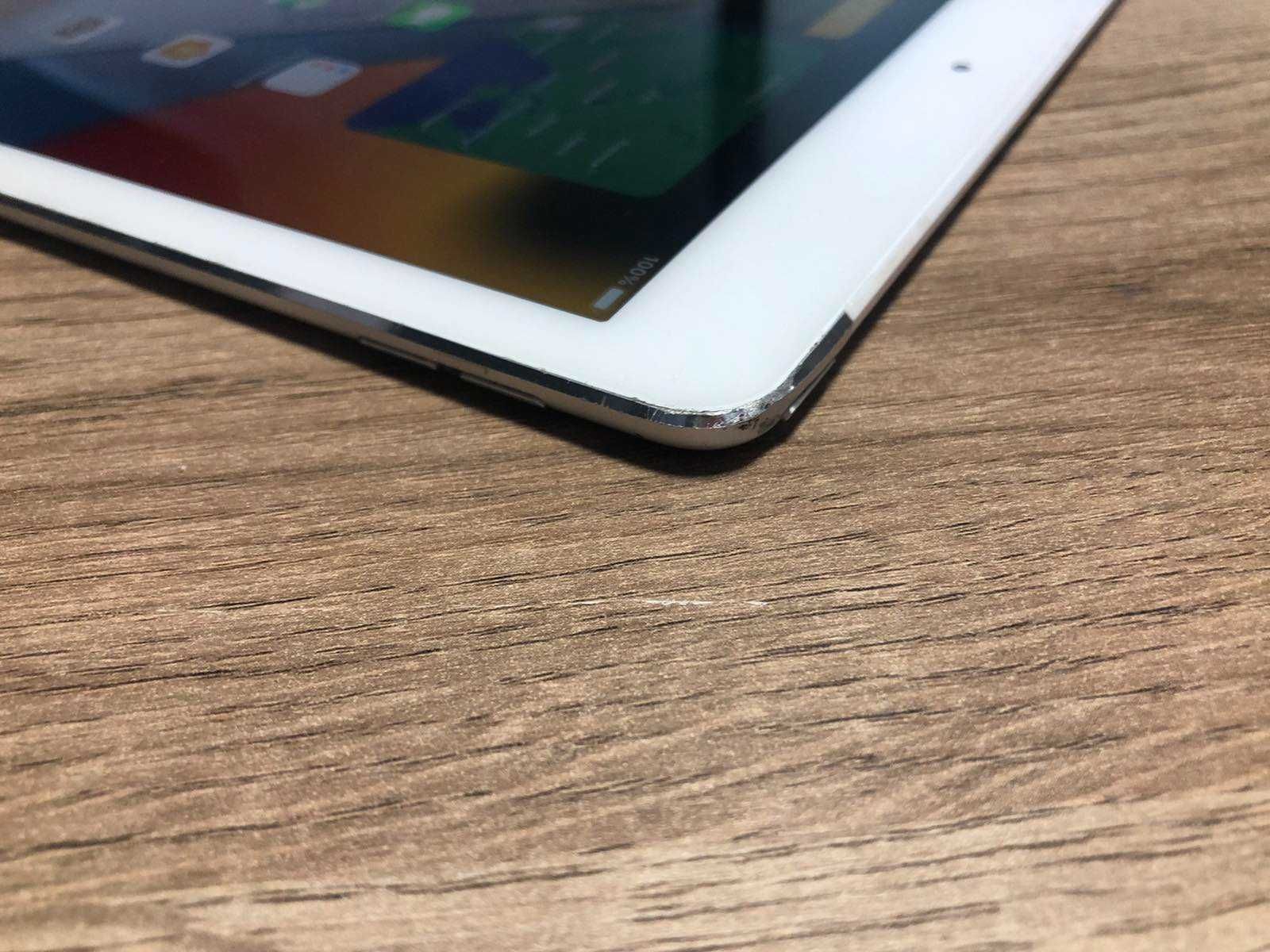 Планшет Apple iPad Air 2 Wi-Fi 64GB + LTE