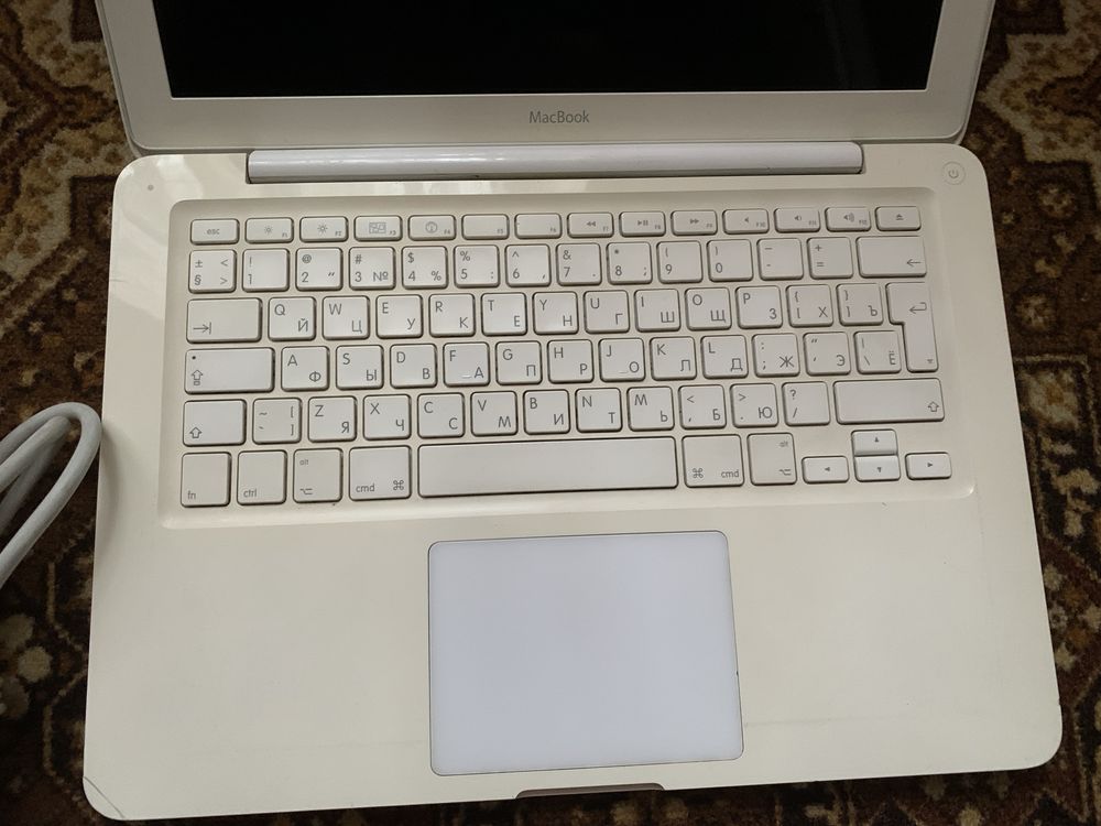 Apple Macbook 2009