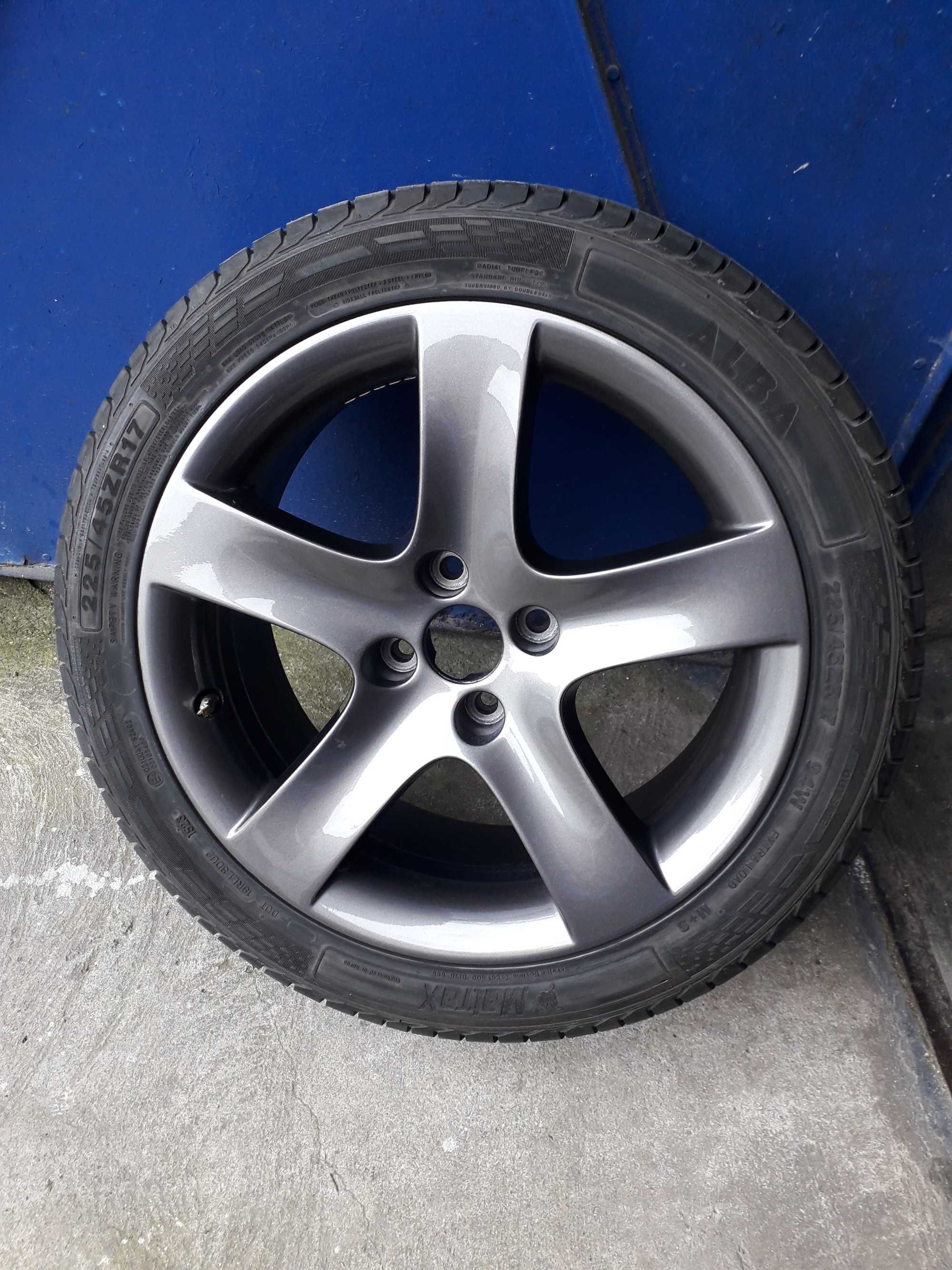 Jantes e pneus 225/45/R17