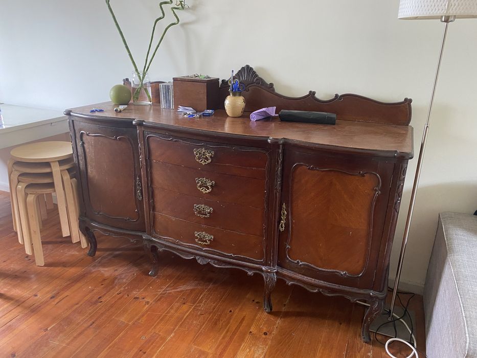 2 móveis aparador e cristaleira